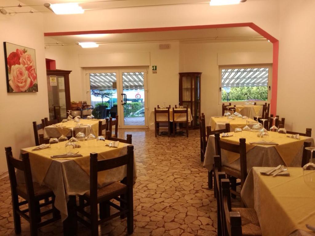 Hotel Pizzeria Mezzolago Pergine Valsugana Exterior foto